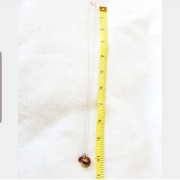 🏵Glass Necklace🏵 - Picture 3 of 3